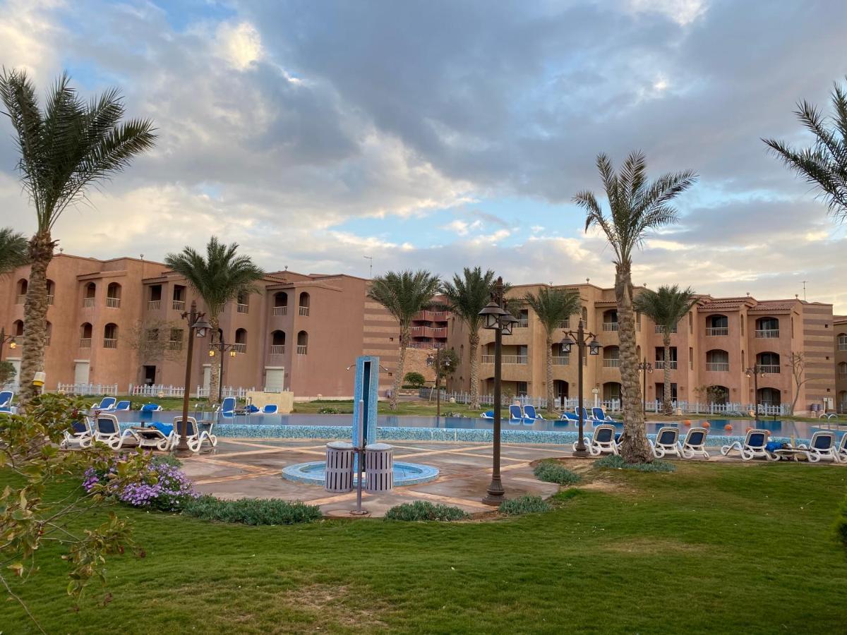 Special Chalets In Porto South Beach Families Ain Sukhna Ngoại thất bức ảnh