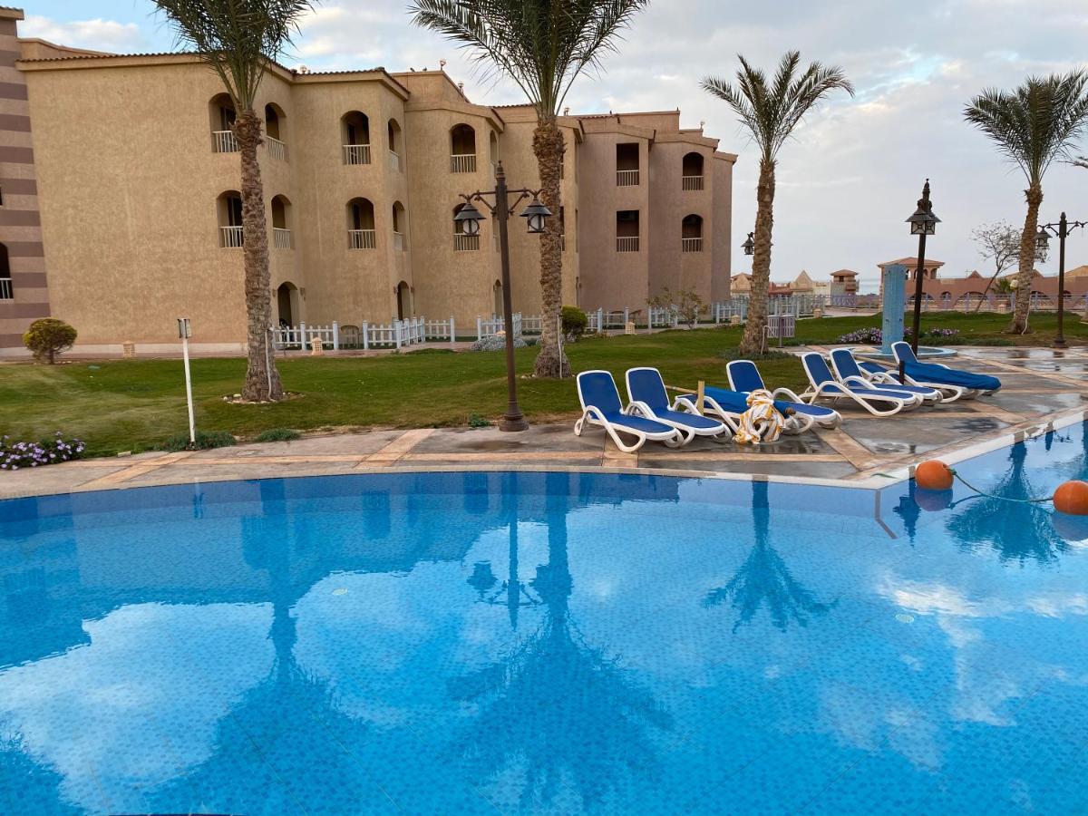 Special Chalets In Porto South Beach Families Ain Sukhna Ngoại thất bức ảnh
