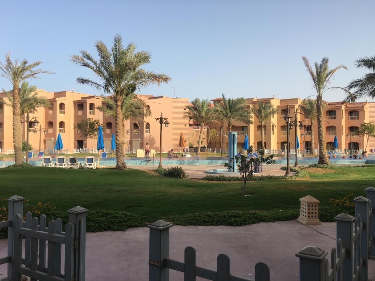 Special Chalets In Porto South Beach Families Ain Sukhna Ngoại thất bức ảnh
